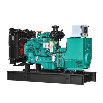 دیزل ژنراتور 200 کاوا Cummins مدل QSB7-G5 با آلترناتور Stamford UCI274H روی شاسی صنعتی با کانوپی و پس‌زمینه سفید