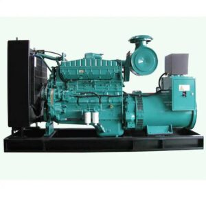 دیزل ژنراتور 220 کاوا Cummins مدل 6CTAA8.3-G7 مجهز به آلترناتور Stamford UCI274H با شاسی صنعتی و پس‌زمینه سفید
