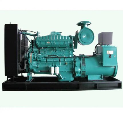 دیزل ژنراتور 220 کاوا Cummins مدل 6CTAA8.3-G7 مجهز به آلترناتور Stamford UCI274H با شاسی صنعتی و پس‌زمینه سفید